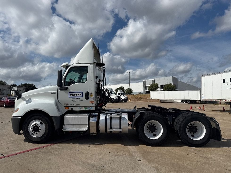 Day Cab Tractor-Heavy Duty Tractors-International-2018-LT625-Grand Prairie-TX-267,031\n\t\tmiles-$ 25,000 - Image 4