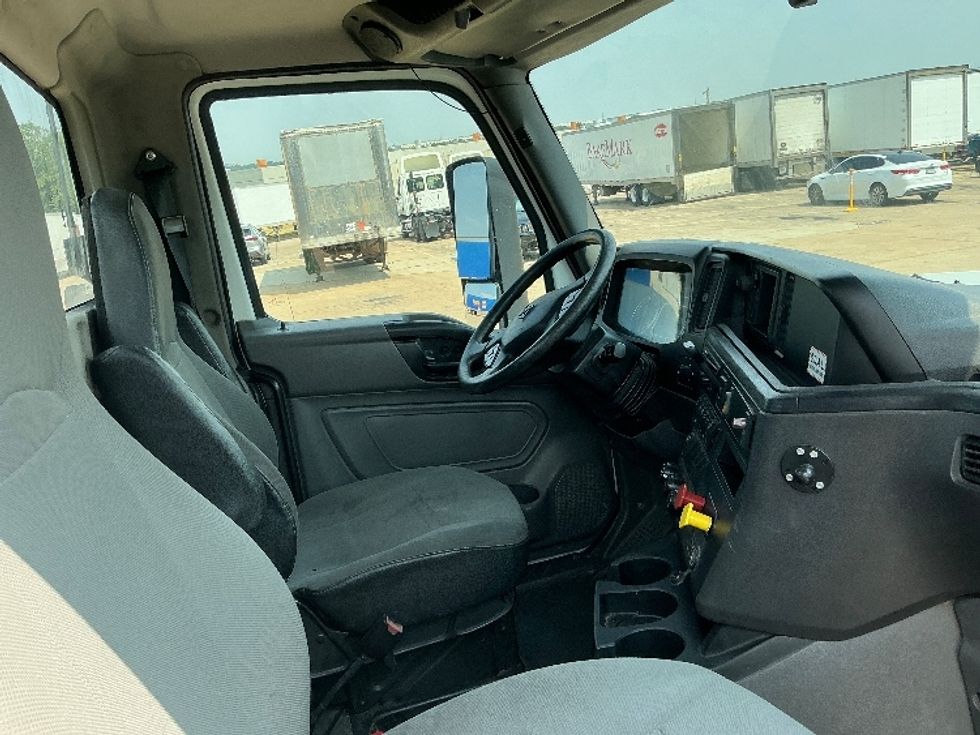 Day Cab Tractor-Heavy Duty Tractors-International-2018-LT625-Grand Prairie-TX-322,774\n\t\tmiles-$ 27,500 - Image 14