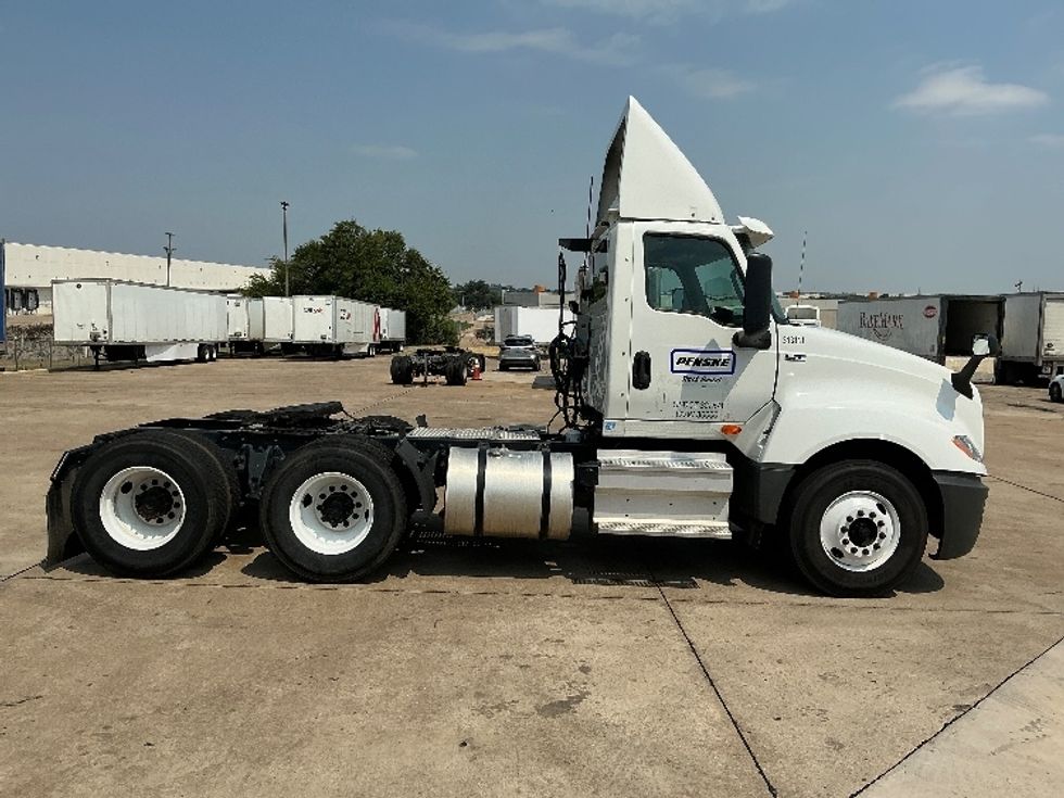 Day Cab Tractor-Heavy Duty Tractors-International-2018-LT625-Grand Prairie-TX-322,774\n\t\tmiles-$ 27,500 - Image 8
