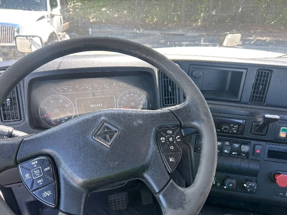 Day Cab Tractor-Heavy Duty Tractors-International-2018-LT625-Greensboro-NC-499,274\n\t\tmiles-$ 9,500 - Image 11