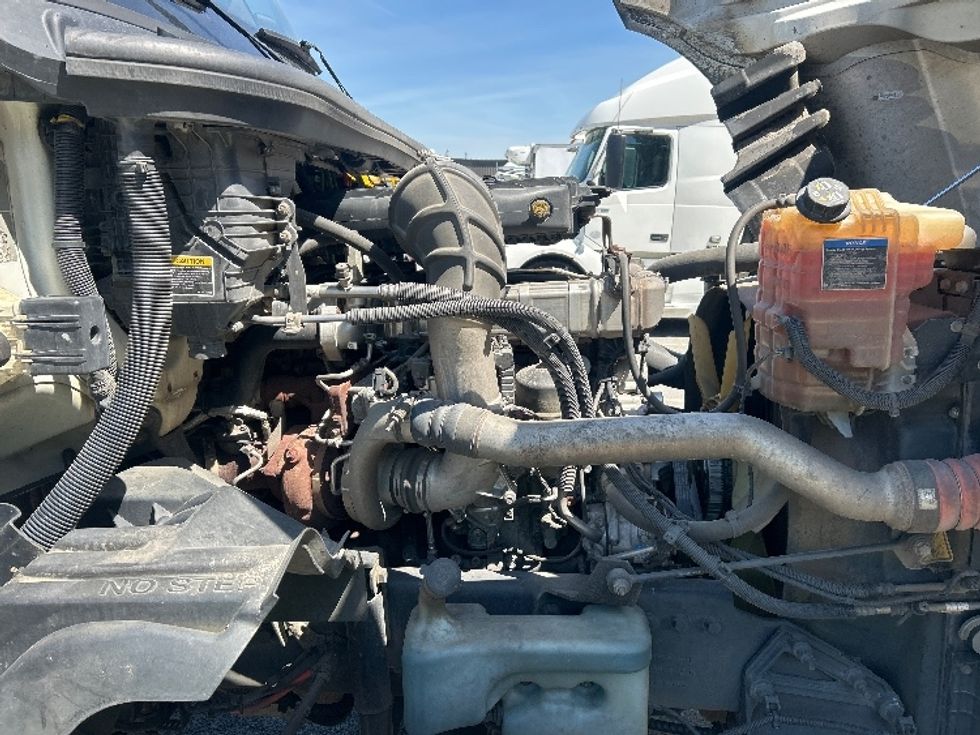 Day Cab Tractor-Heavy Duty Tractors-International-2018-LT625-Greensboro-NC-499,274\n\t\tmiles-$ 9,500 - Image 15