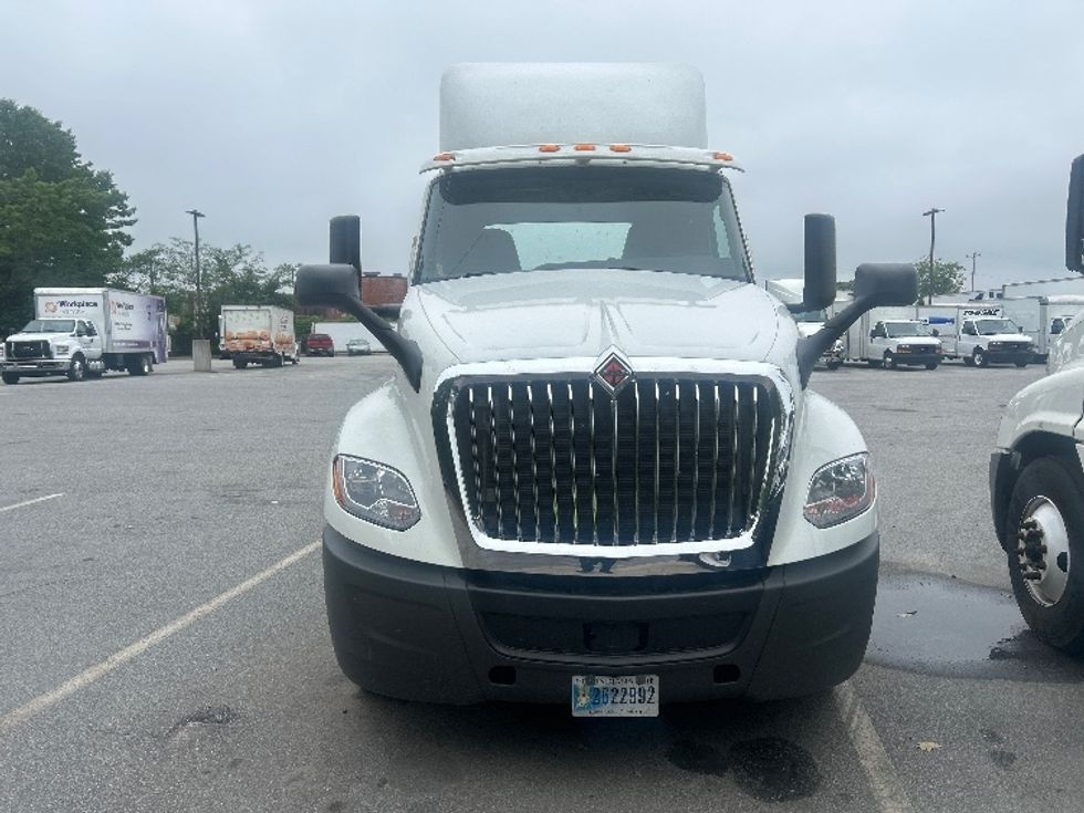 Day Cab Tractor-Heavy Duty Tractors-International-2018-LT625-Greensboro-NC-499,274\n\t\tmiles-$ 9,500 - Image 2