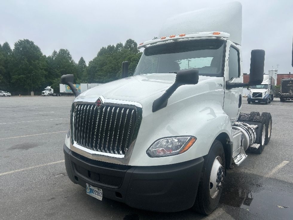 Day Cab Tractor-Heavy Duty Tractors-International-2018-LT625-Greensboro-NC-499,274\n\t\tmiles-$ 9,500 - Image 3
