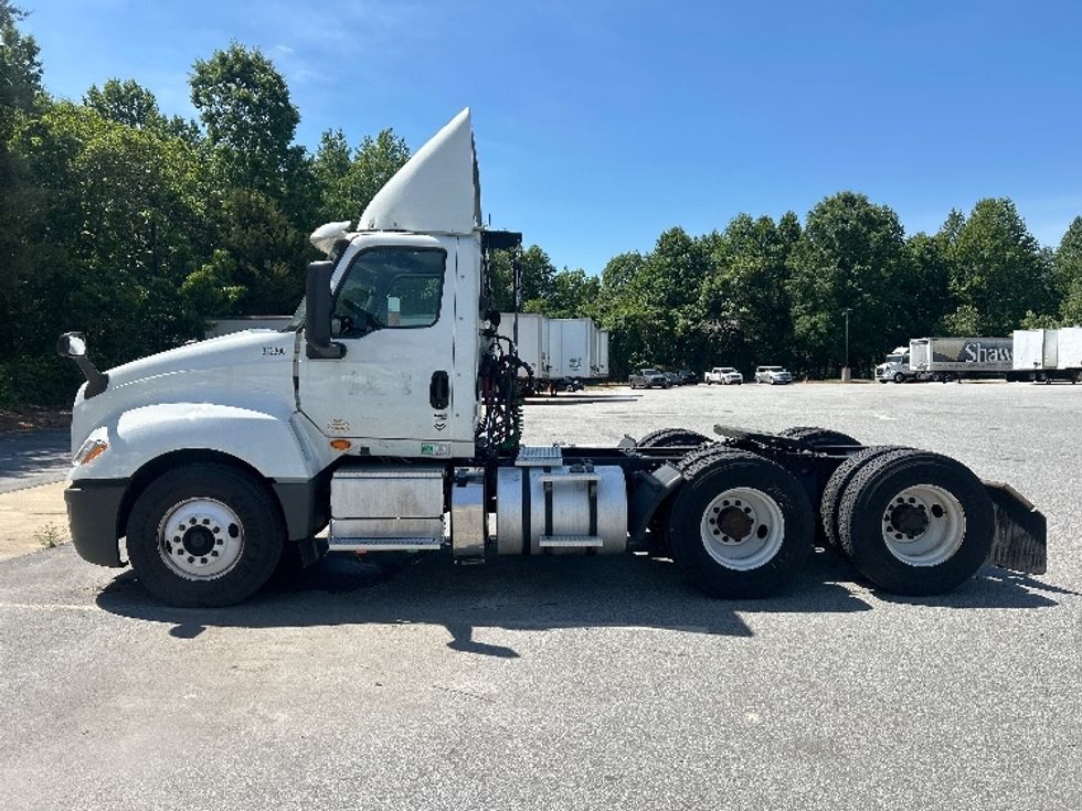 Day Cab Tractor-Heavy Duty Tractors-International-2018-LT625-Greensboro-NC-499,274\n\t\tmiles-$ 9,500 - Image 4