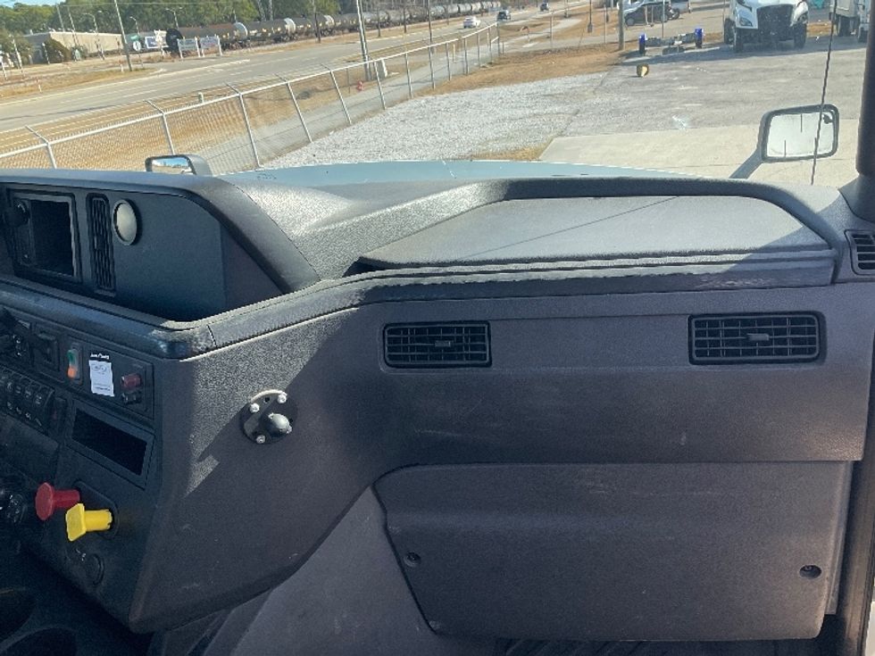 Day Cab Tractor-Heavy Duty Tractors-International-2018-LT625-Gulfport-MS-387,951\n\t\tmiles-$ 28,250 - Image 9