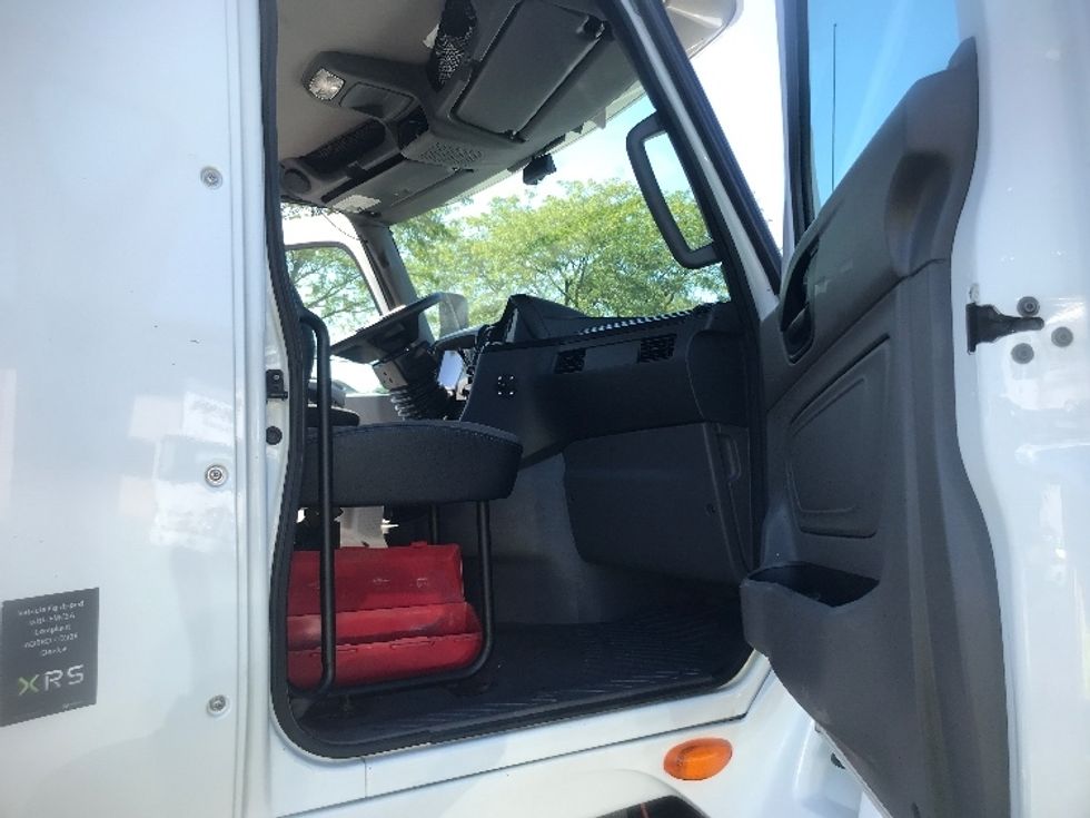 Day Cab Tractor-Heavy Duty Tractors-International-2018-LT625-Harrisburg-PA-425,776\n\t\tmiles-$ 24,250 - Image 12
