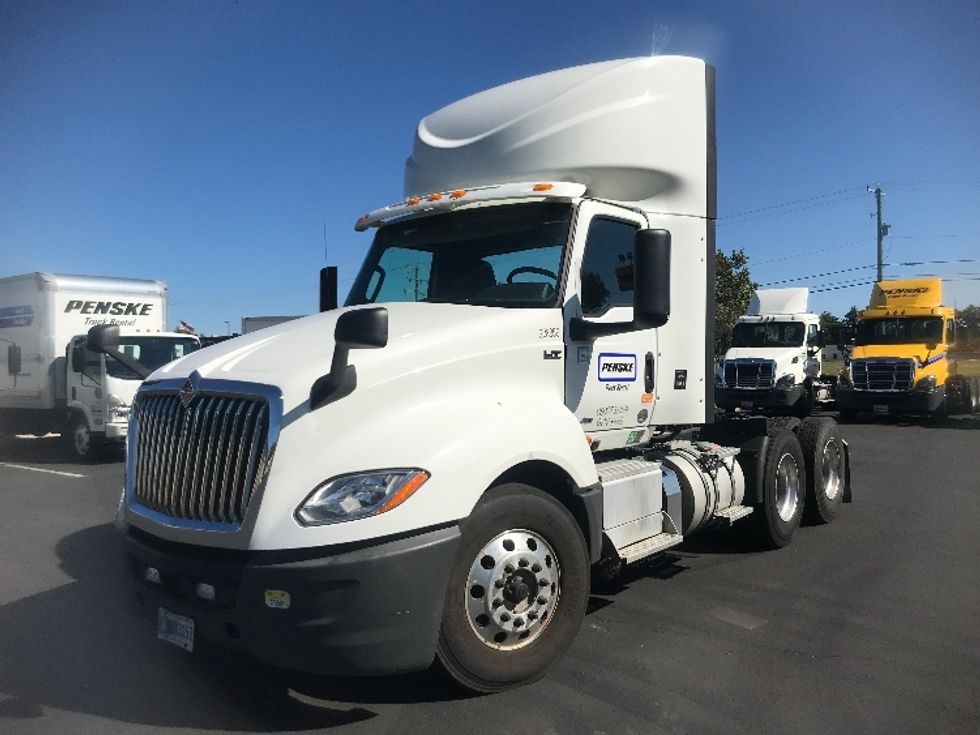 Day Cab Tractor-Heavy Duty Tractors-International-2018-LT625-Harrisburg-PA-425,776\n\t\tmiles-$ 24,250 - Image 3