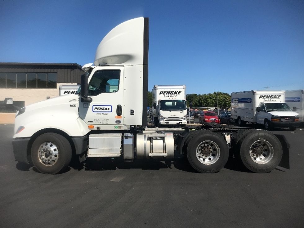 Day Cab Tractor-Heavy Duty Tractors-International-2018-LT625-Harrisburg-PA-425,776\n\t\tmiles-$ 24,250 - Image 4