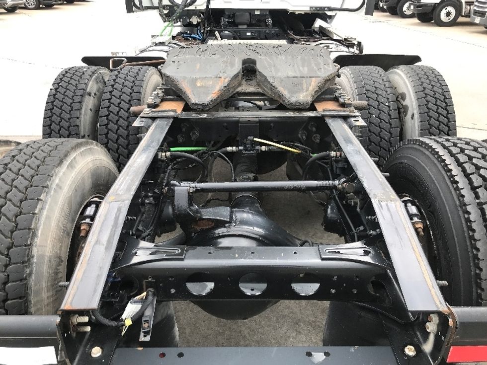 Day Cab Tractor-Heavy Duty Tractors-International-2018-LT625-Houston-TX-325,845\n\t\tmiles-$ 30,750 - Image 6