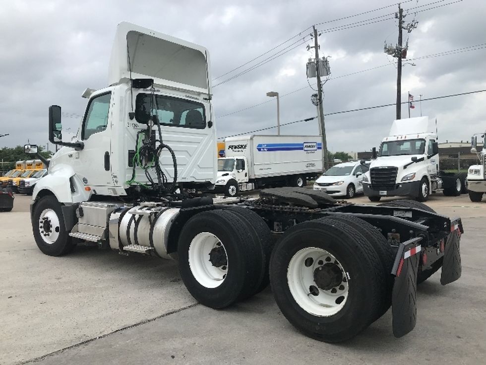 2018 International LT625 LT photo 5