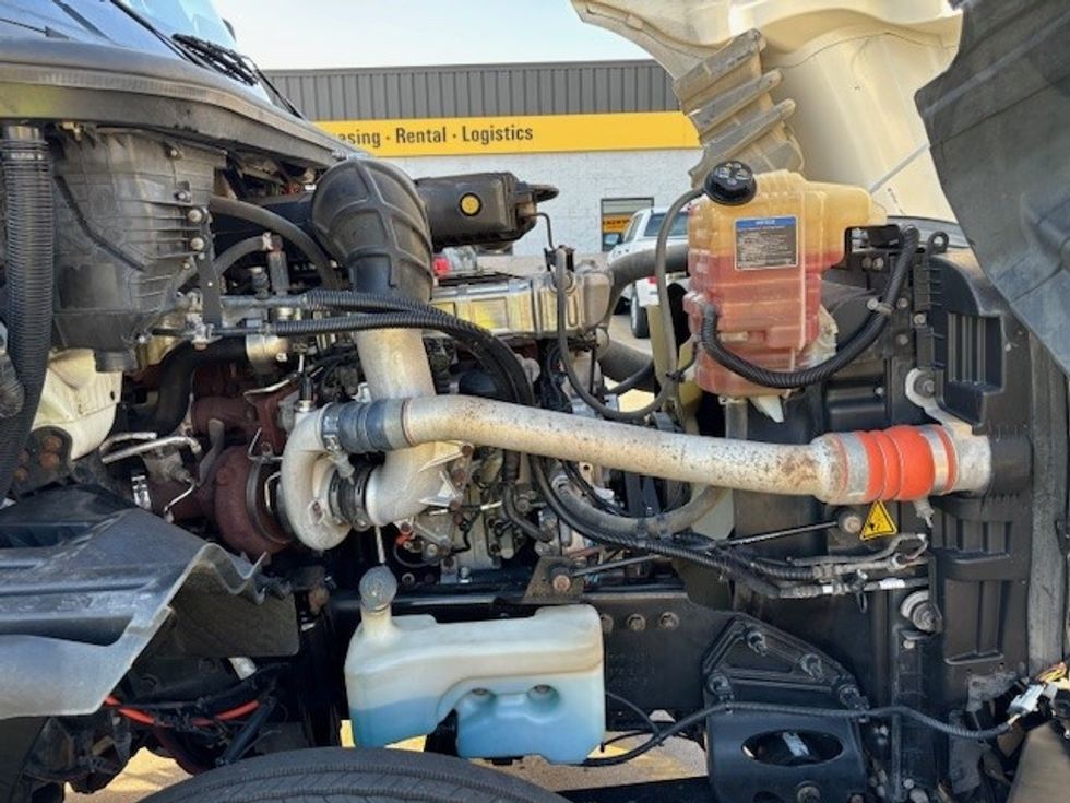 Day Cab Tractor-Heavy Duty Tractors-International-2018-LT625-Houston-TX-483,687\n\t\tmiles-$ 23,500 - Image 15