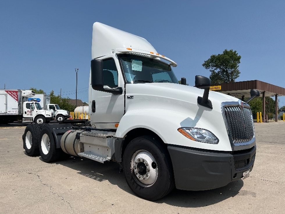 Day Cab Tractor-Heavy Duty Tractors-International-2018-LT625-Indianapolis-IN-387,657\n\t\tmiles-$ 26,000 - Image 1
