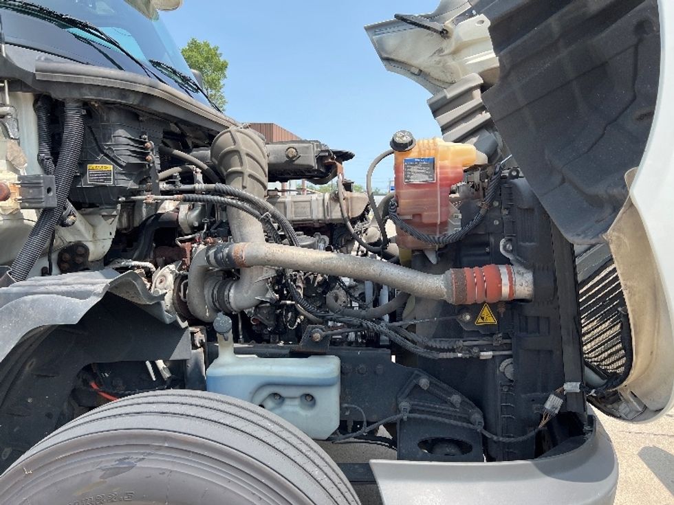 Day Cab Tractor-Heavy Duty Tractors-International-2018-LT625-Indianapolis-IN-387,657\n\t\tmiles-$ 26,000 - Image 15