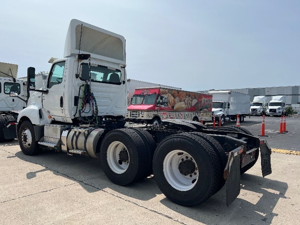 Day Cab Tractor-Heavy Duty Tractors-International-2018-LT625-Indianapolis-IN-387,657\n\t\tmiles-$ 26,000 - Image 5