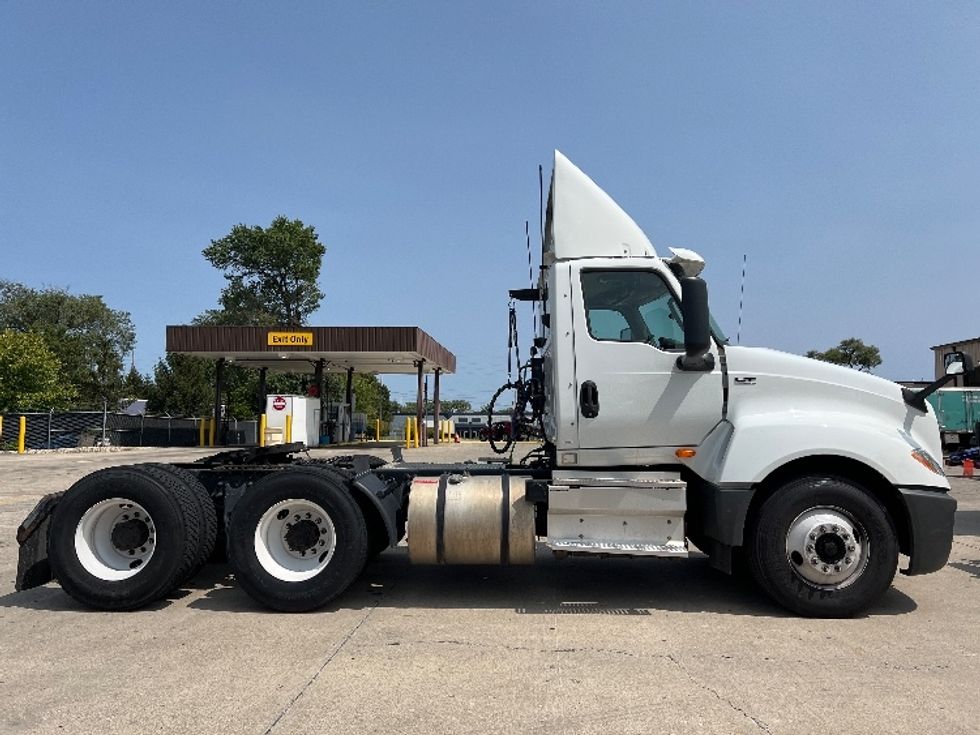 Day Cab Tractor-Heavy Duty Tractors-International-2018-LT625-Indianapolis-IN-387,657\n\t\tmiles-$ 26,000 - Image 8