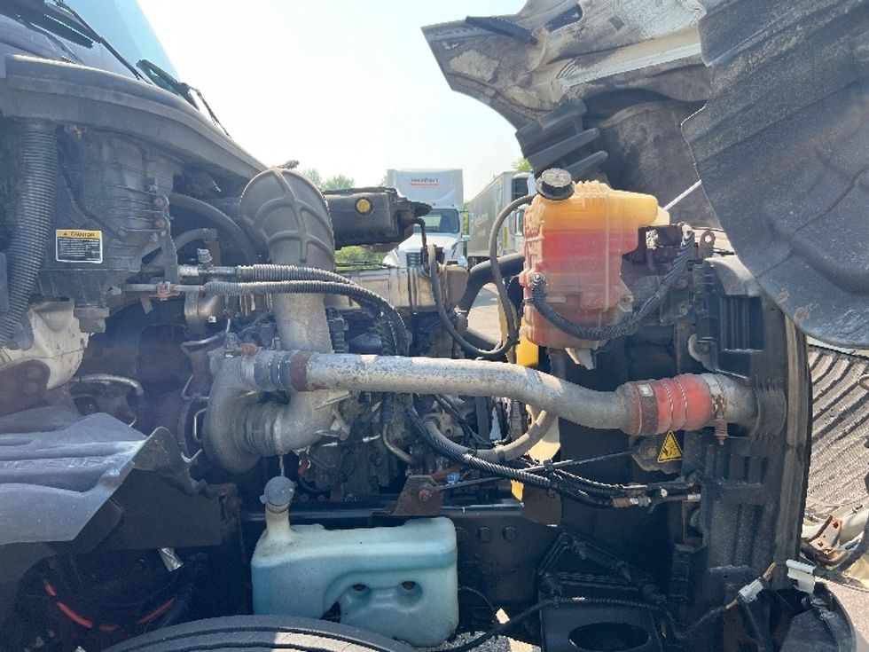 Day Cab Tractor-Heavy Duty Tractors-International-2018-LT625-Kalamazoo-MI-356,549\n\t\tmiles-$ 22,500 - Image 15