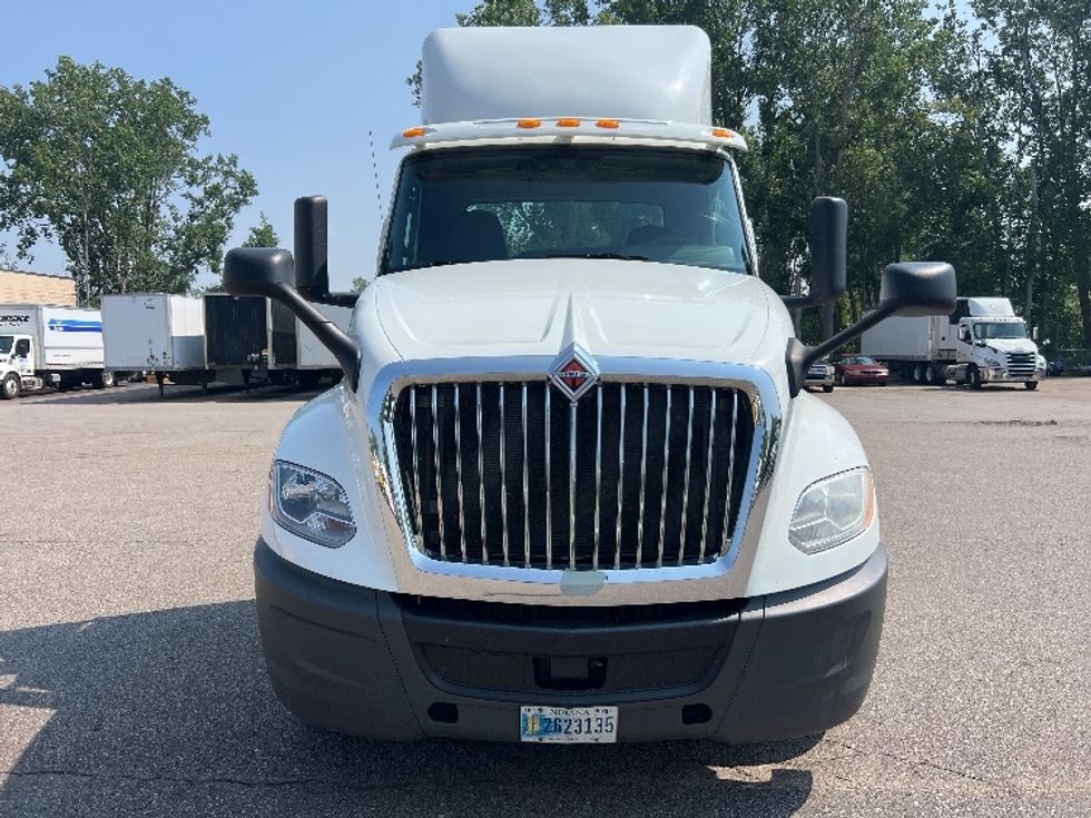 Day Cab Tractor-Heavy Duty Tractors-International-2018-LT625-Kalamazoo-MI-356,549\n\t\tmiles-$ 22,500 - Image 2