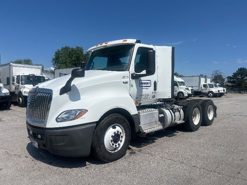 Day Cab Tractor-Heavy Duty Tractors-International-2018-LT625-Kansas City-MO-491,220\n\t\tmiles-$ 23,000 - Image 3