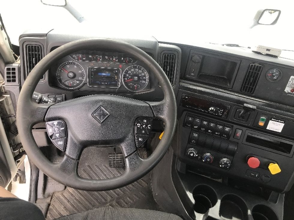 Day Cab Tractor-Heavy Duty Tractors-International-2018-LT625-Katy-TX-284,178\n\t\tmiles-$ 28,000 - Image 11