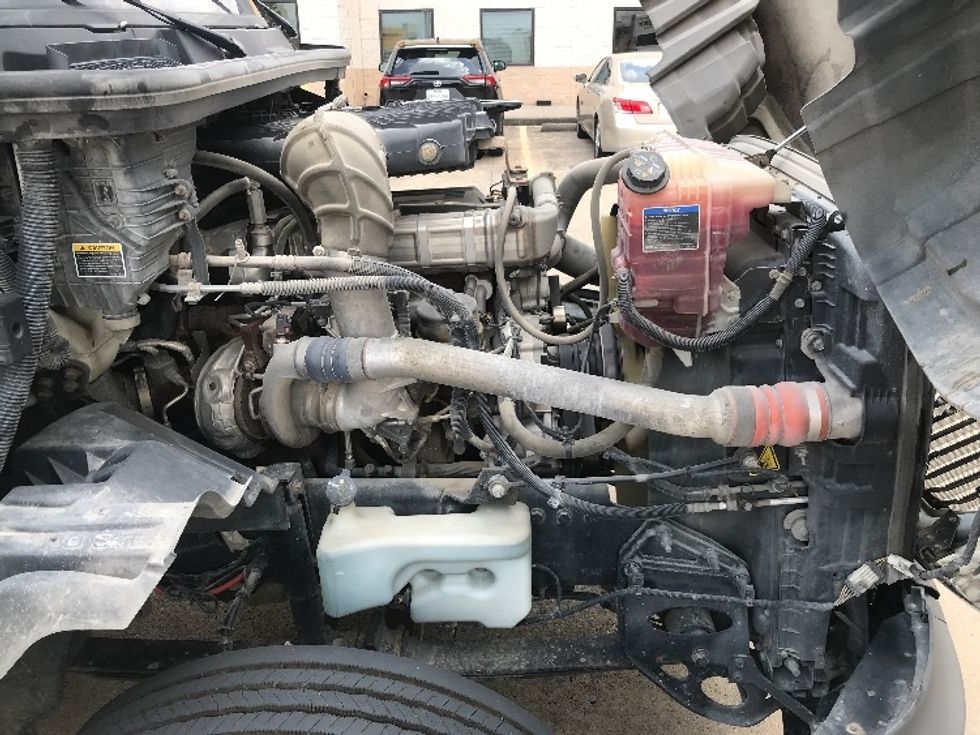 Day Cab Tractor-Heavy Duty Tractors-International-2018-LT625-Katy-TX-284,178\n\t\tmiles-$ 28,000 - Image 15