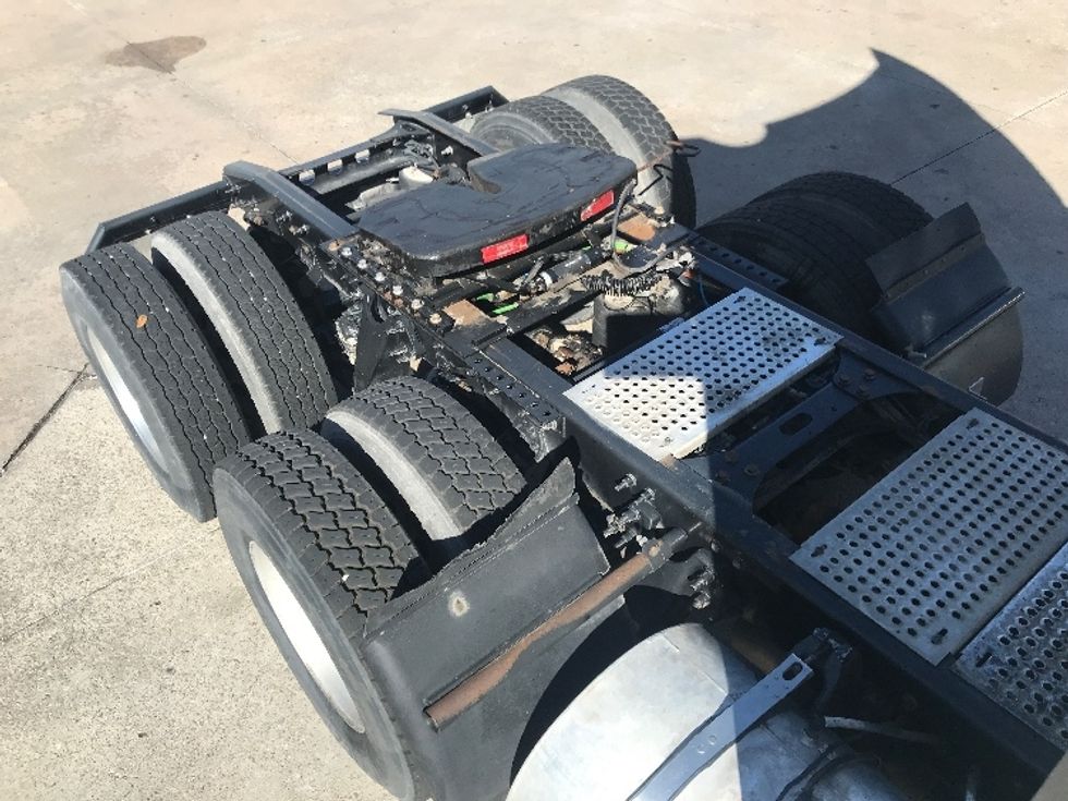 Day Cab Tractor-Heavy Duty Tractors-International-2018-LT625-Katy-TX-365,949\n\t\tmiles-$ 28,000 - Image 17