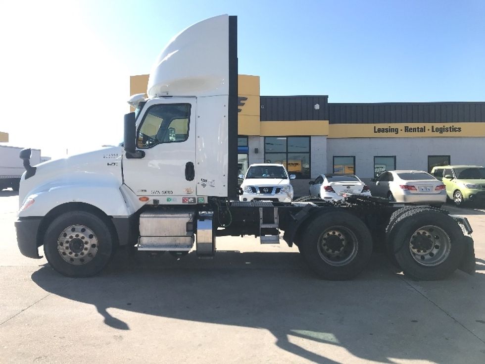 Day Cab Tractor-Heavy Duty Tractors-International-2018-LT625-Katy-TX-365,949\n\t\tmiles-$ 28,000 - Image 4