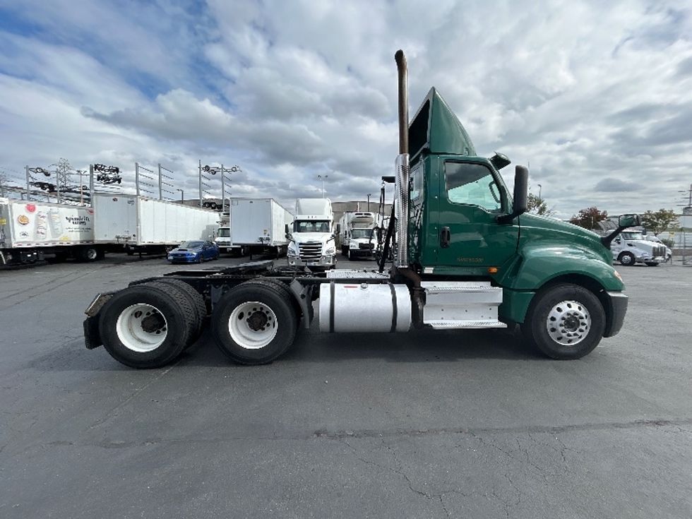 Day Cab Tractor-Heavy Duty Tractors-International-2018-LT625-Kent-WA-229,346\n\t\tmiles-$ 32,750 - Image 8