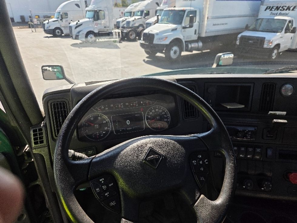 Day Cab Tractor-Heavy Duty Tractors-International-2018-LT625-Kent-WA-422,767\n\t\tmiles-$ 29,500 - Image 11
