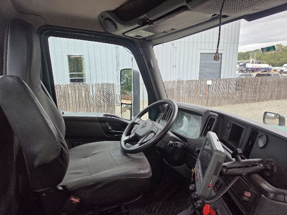 Day Cab Tractor-Heavy Duty Tractors-International-2018-LT625-Kent-WA-515,254\n\t\tmiles-$ 27,750 - Image 14