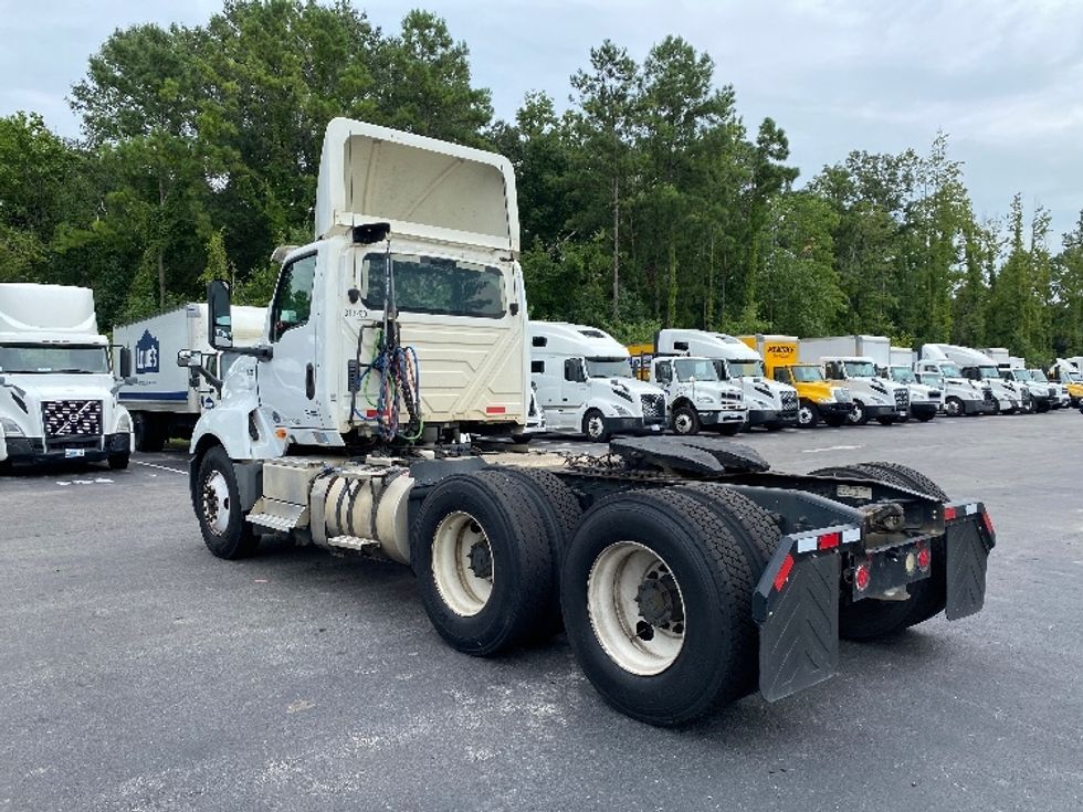 Day Cab Tractor-Heavy Duty Tractors-International-2018-LT625-Ladson-SC-390,134\n\t\tmiles-$ 27,000 - Image 5