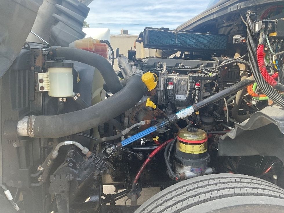 2018 International LT625 LT photo 15