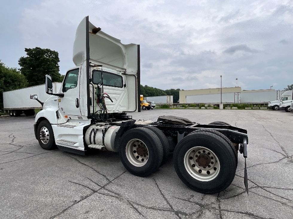 Day Cab Tractor-Heavy Duty Tractors-International-2018-LT625-London-ON-739,632\n\t\tkm-$ 34,000 - Image 5