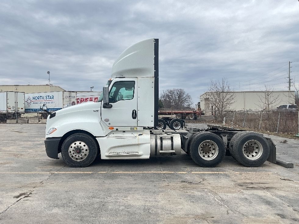 Day Cab Tractor-Heavy Duty Tractors-International-2018-LT625-London-ON-793,908\n\t\tkm-$ 32,000 - Image 4