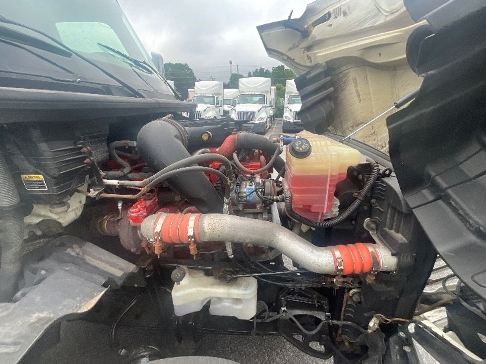 Day Cab Tractor-Heavy Duty Tractors-International-2018-LT625-London-ON-815,313\n\t\tkm-$ 31,000 - Image 15