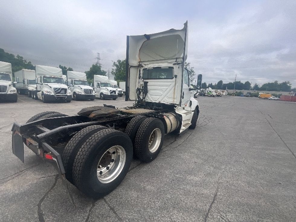 Day Cab Tractor-Heavy Duty Tractors-International-2018-LT625-London-ON-815,313\n\t\tkm-$ 31,000 - Image 7