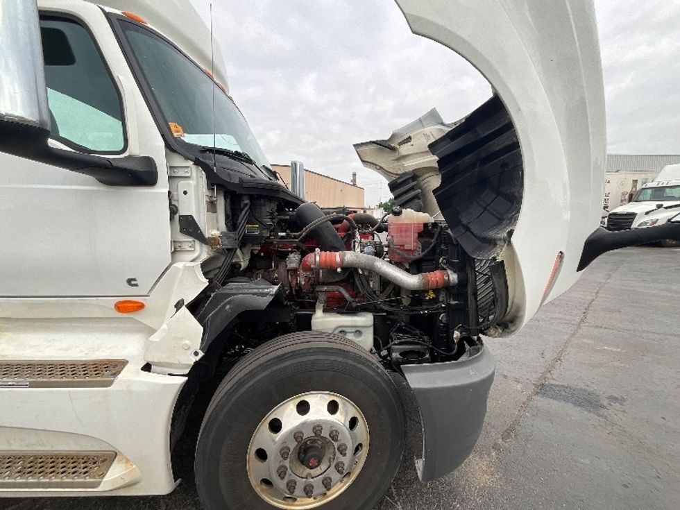 Day Cab Tractor-Heavy Duty Tractors-International-2018-LT625-London-ON-828,542\n\t\tkm-$ 30,500 - Image 14