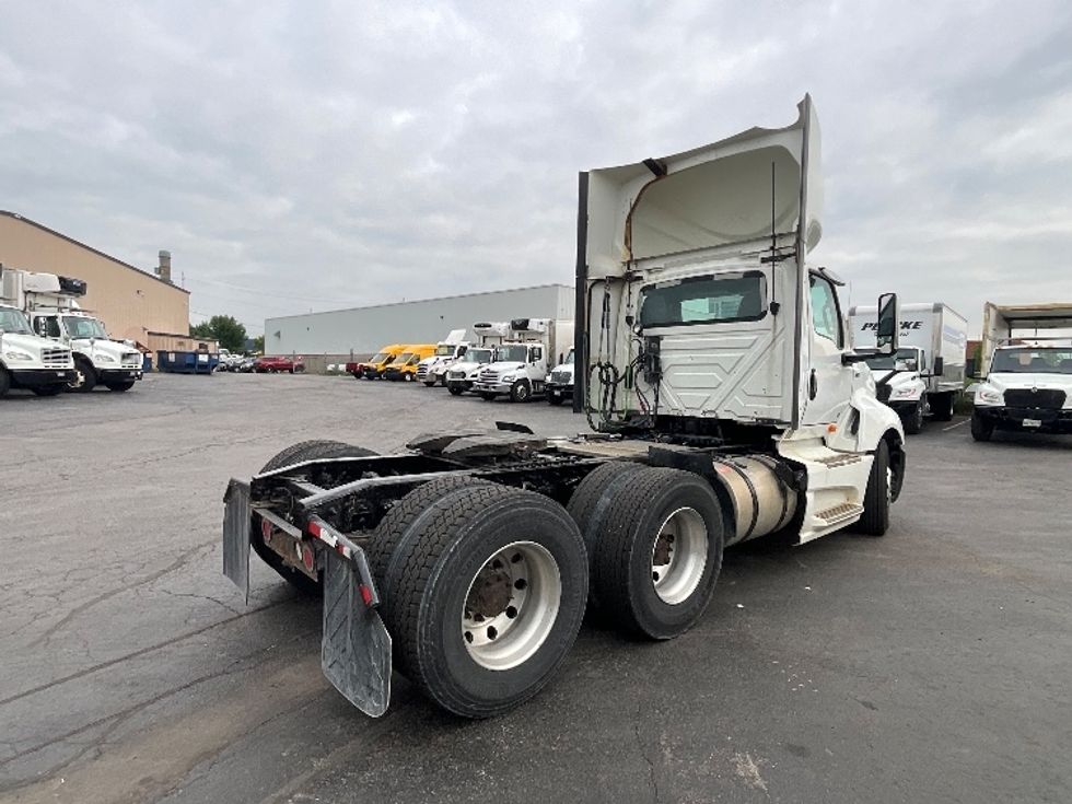 Day Cab Tractor-Heavy Duty Tractors-International-2018-LT625-London-ON-828,542\n\t\tkm-$ 30,500 - Image 7