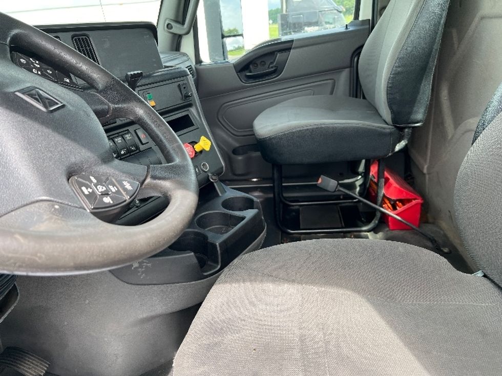 Day Cab Tractor-Heavy Duty Tractors-International-2018-LT625-Loxley-AL-376,143\n\t\tmiles-$ 22,250 - Image 10