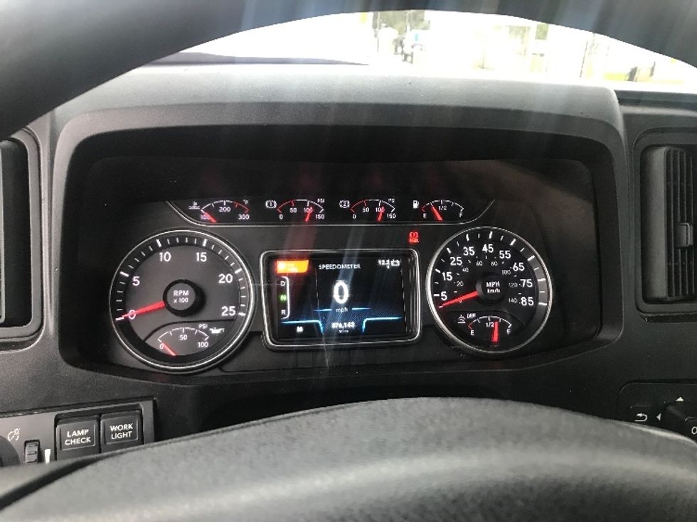 Day Cab Tractor-Heavy Duty Tractors-International-2018-LT625-Loxley-AL-376,143\n\t\tmiles-$ 22,250 - Image 11