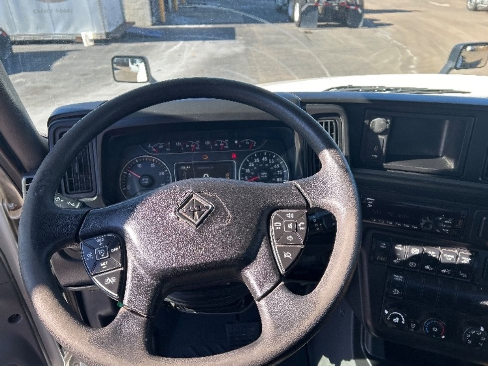 Day Cab Tractor-Heavy Duty Tractors-International-2018-LT625-Mebane-NC-388,966\n\t\tmiles-$ 28,000 - Image 11