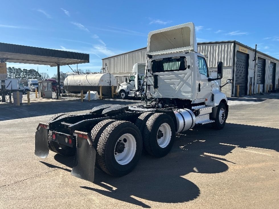 Day Cab Tractor-Heavy Duty Tractors-International-2018-LT625-Mebane-NC-388,966\n\t\tmiles-$ 28,000 - Image 7