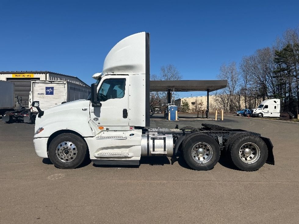 Day Cab Tractor-Heavy Duty Tractors-International-2018-LT625-Mebane-NC-403,171\n\t\tmiles-$ 35,750 - Image 4