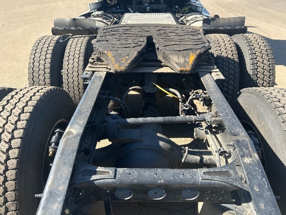 Day Cab Tractor-Heavy Duty Tractors-International-2018-LT625-Mebane-NC-403,171\n\t\tmiles-$ 35,750 - Image 6