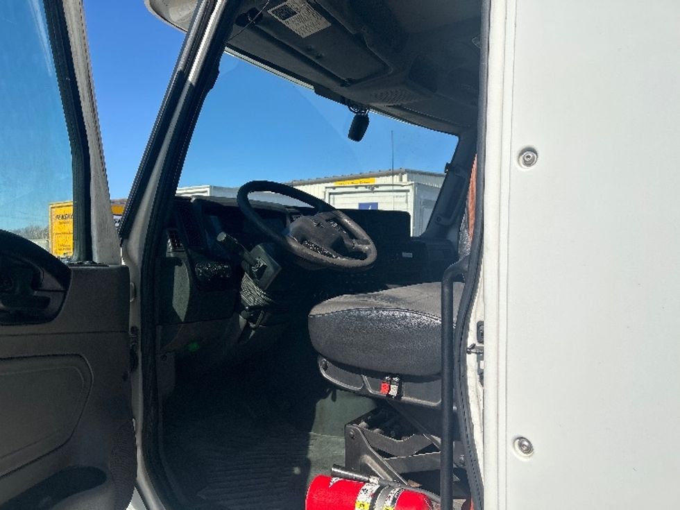 Day Cab Tractor-Heavy Duty Tractors-International-2018-LT625-Mebane-NC-403,171\n\t\tmiles-$ 35,750 - Image 9