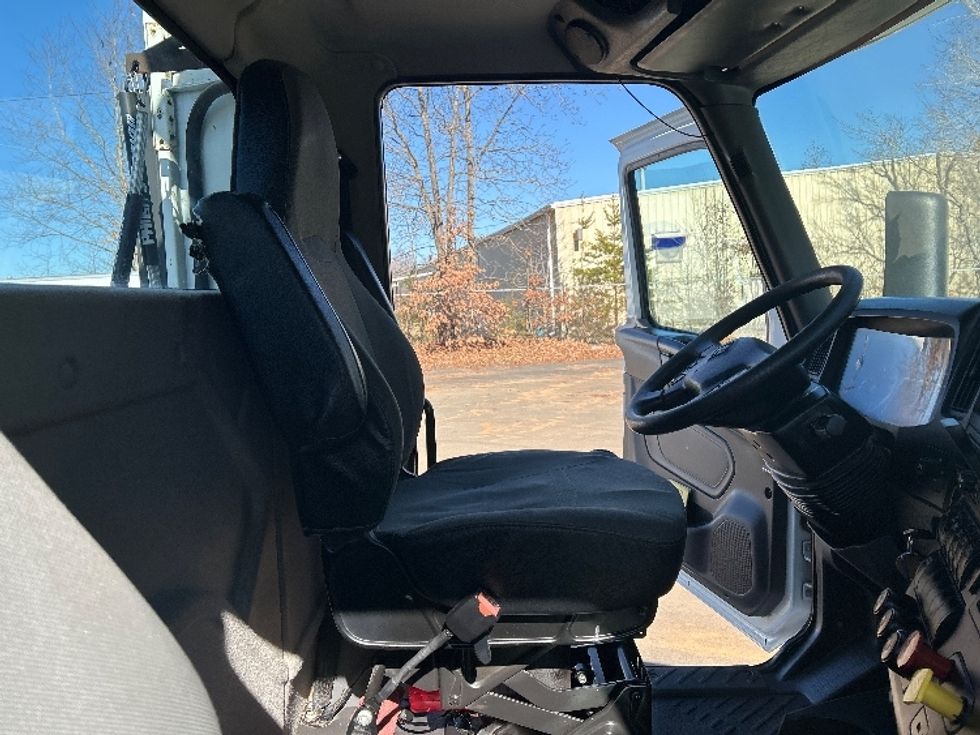 Day Cab Tractor-Heavy Duty Tractors-International-2018-LT625-Mebane-NC-421,619\n\t\tmiles-$ 24,000 - Image 14