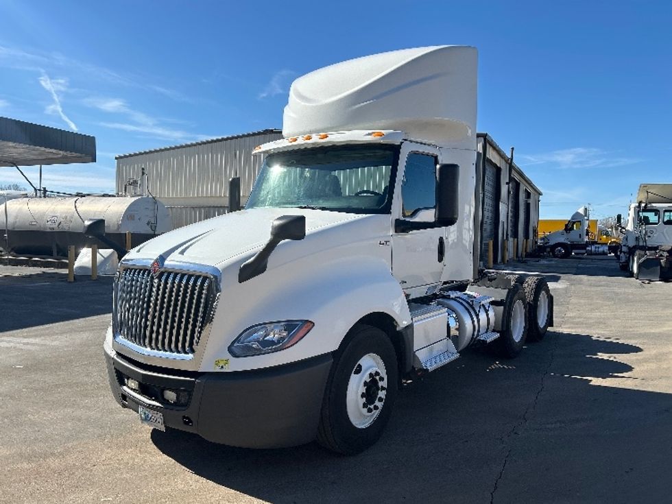 Day Cab Tractor-Heavy Duty Tractors-International-2018-LT625-Mebane-NC-421,619\n\t\tmiles-$ 24,000 - Image 3