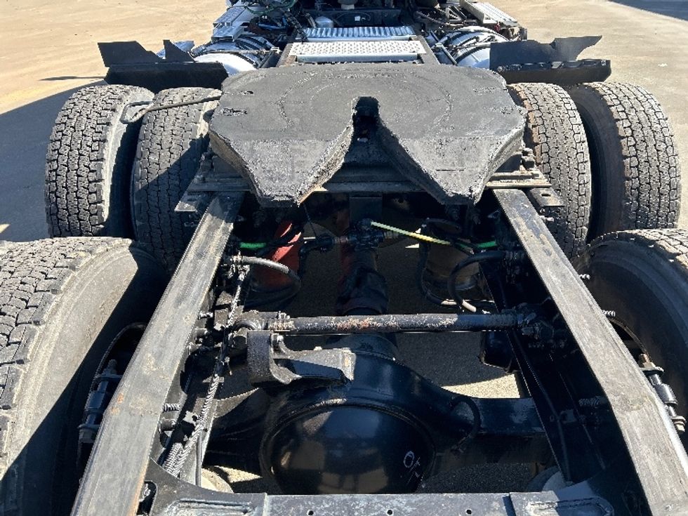 Day Cab Tractor-Heavy Duty Tractors-International-2018-LT625-Mebane-NC-421,619\n\t\tmiles-$ 24,000 - Image 6