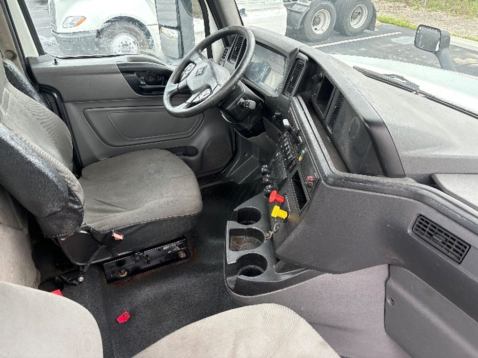 Day Cab Tractor-Heavy Duty Tractors-International-2018-LT625-Middlefield-OH-429,552\n\t\tmiles-$ 24,500 - Image 13