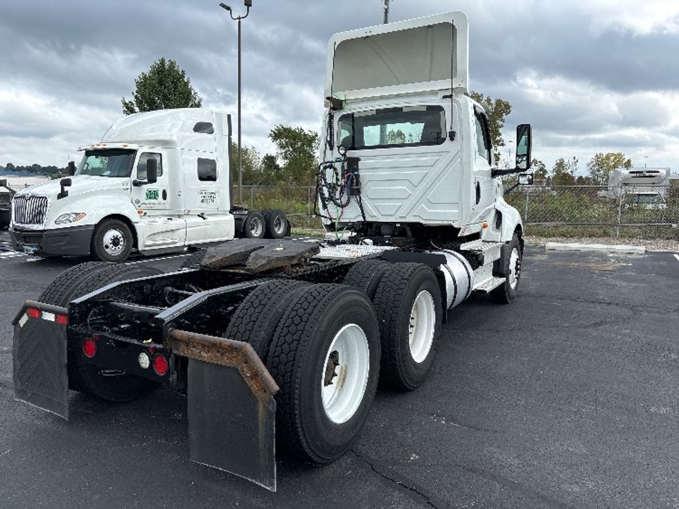 Day Cab Tractor-Heavy Duty Tractors-International-2018-LT625-Middlefield-OH-429,552\n\t\tmiles-$ 24,500 - Image 7