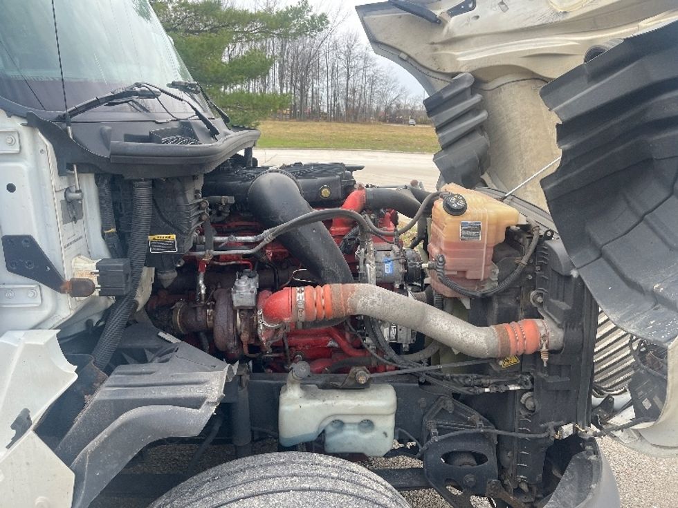 Day Cab Tractor-Heavy Duty Tractors-International-2018-LT625-Middlefield-OH-481,572\n\t\tmiles-$ 30,750 - Image 14